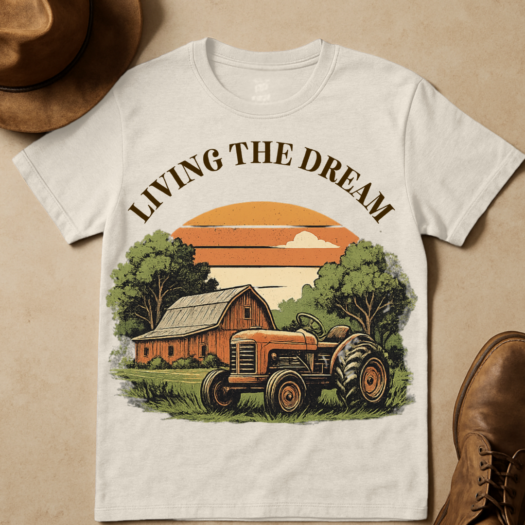 CURVED LIVING THE DREAM T-SHIRT