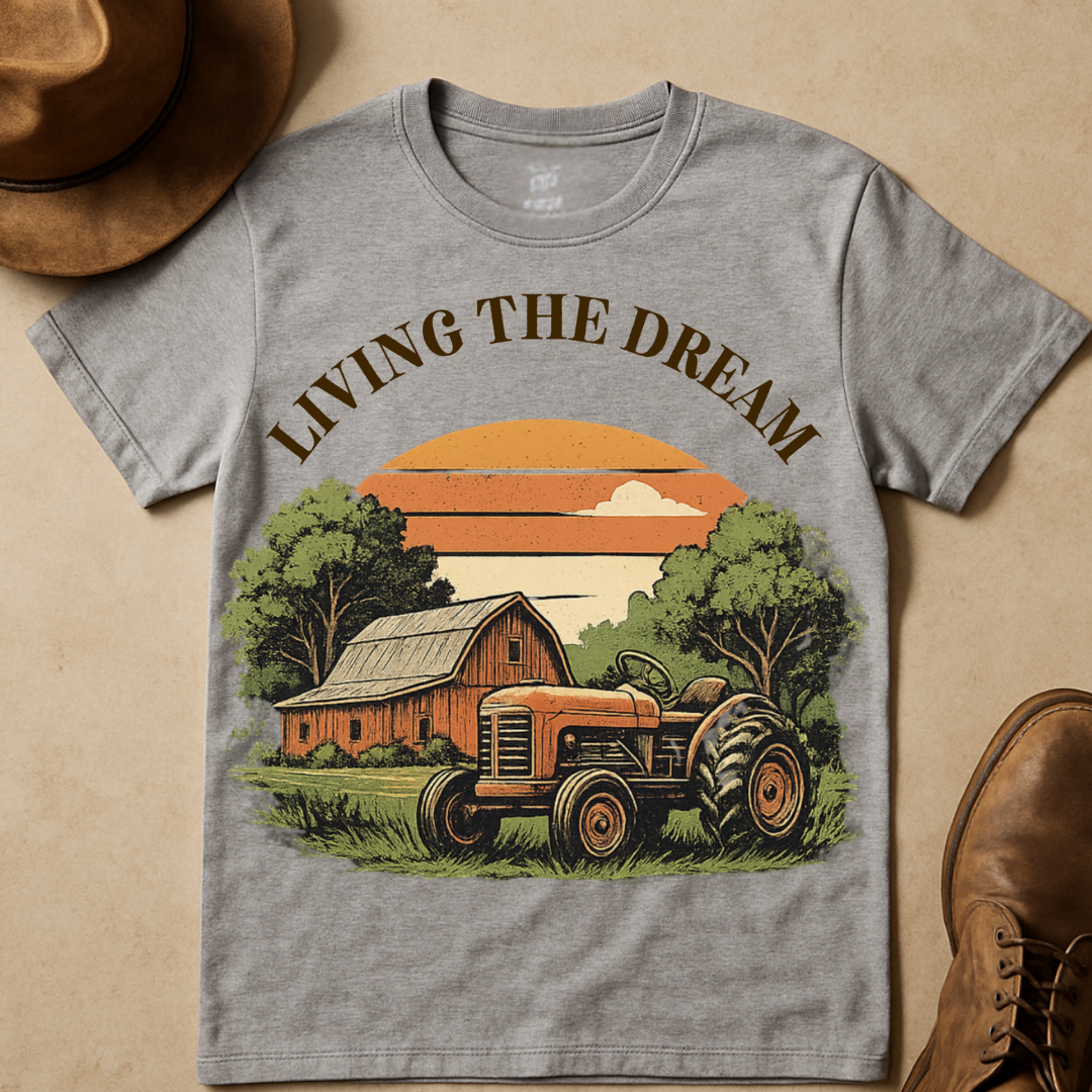 CURVED LIVING THE DREAM T-SHIRT