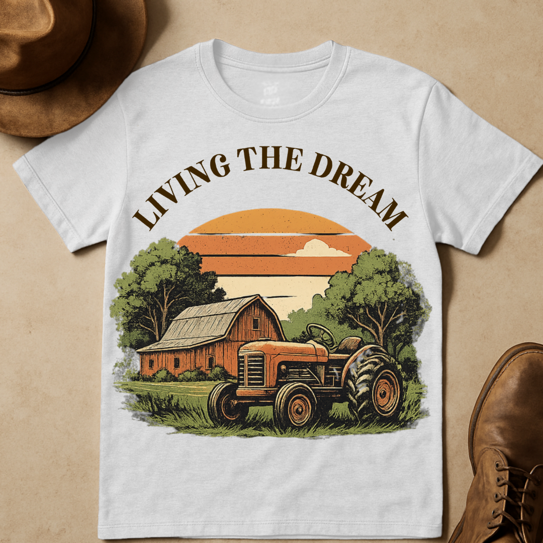 CURVED LIVING THE DREAM T-SHIRT